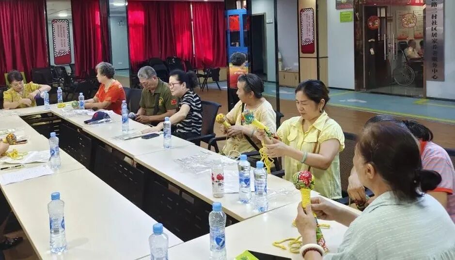 小组活动点亮&ldquo;夕阳红&rdquo;